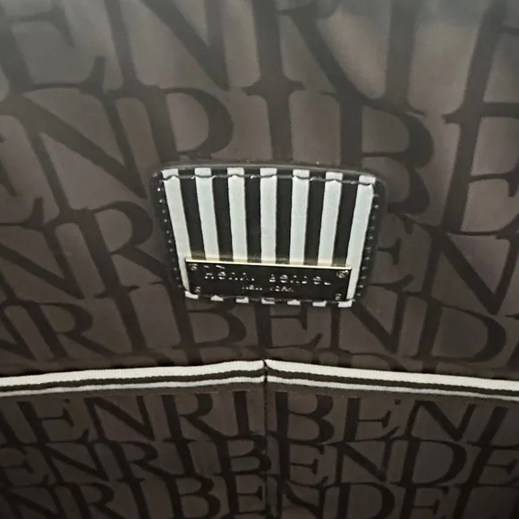 Henri Bendel Black Laptop Bag - Picture 5 of 6